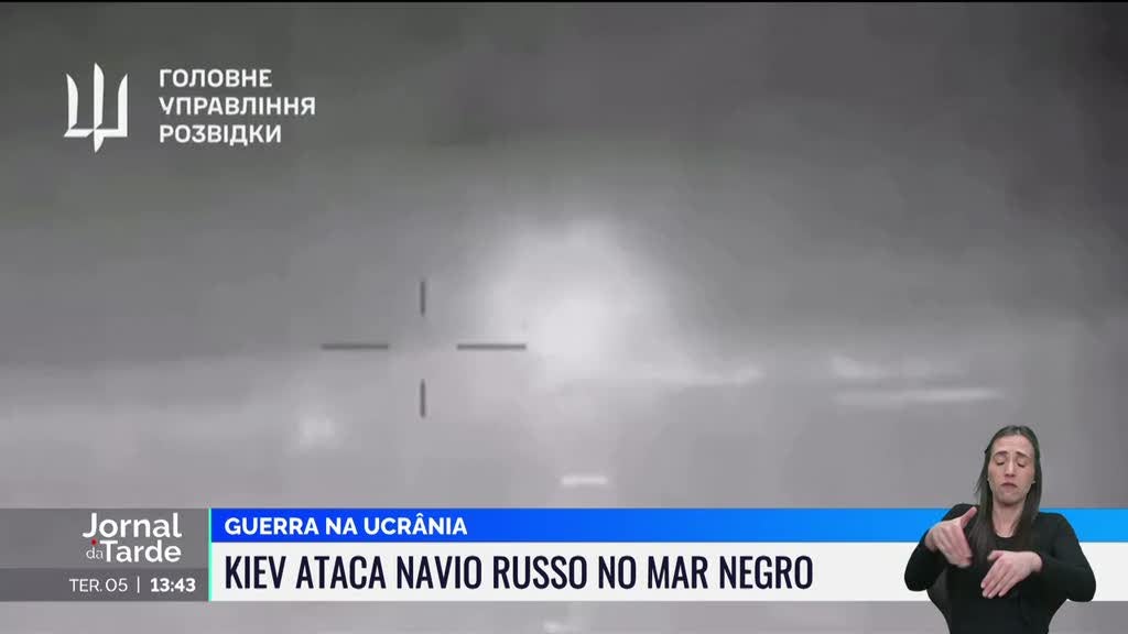 Ucrânia afirma ter destruído um navio de guerra russo