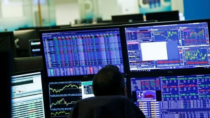 Imagem de Bolsa de Lisboa em baixa com Galp a cair mais de 2%