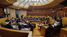 Imagem de Pobreza e falta de habitação social em destaque no Parlamento (áudio)