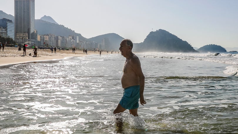 Imagem de Marcelo em Copacabana afirma que «no Brasil nunca há problemas»