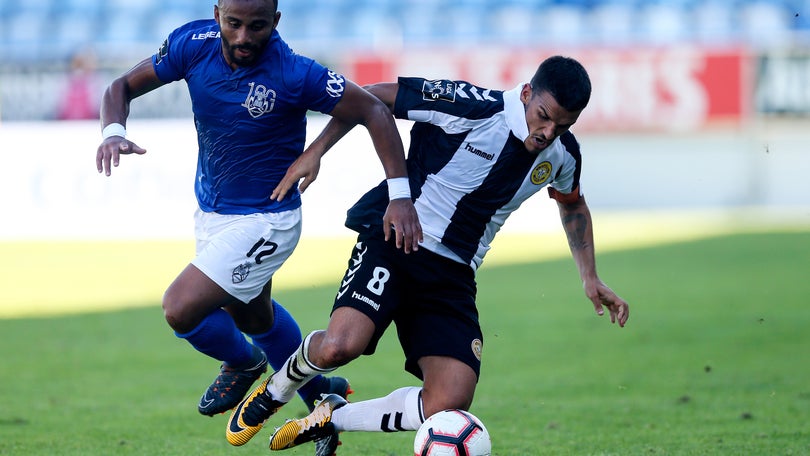 Nacional empata com o Feirense