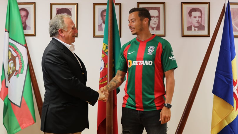 Imagem de Edgar Costa renova por uma temporada