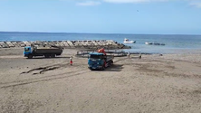 Imagem de Jaulas de aquacultura retiradas do mar na Ribeira Brava (vídeo)