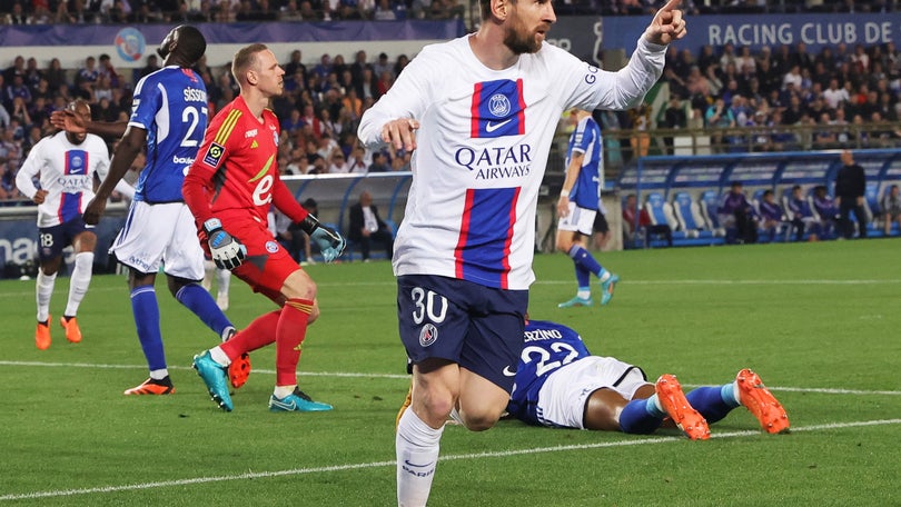 Imagem de Messi de saída do PSG