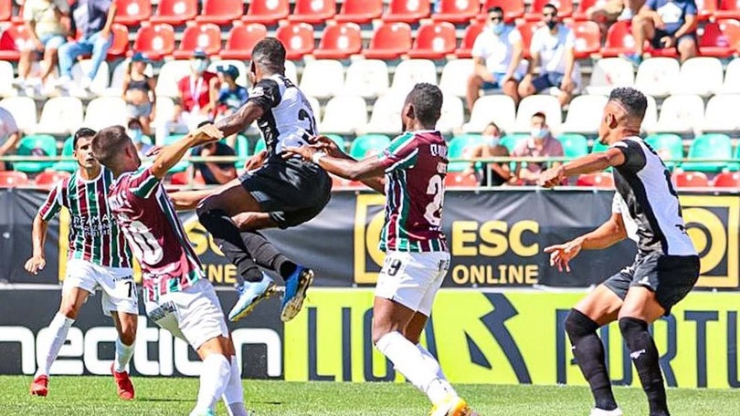 Imagem de Farense está de volta à I Liga, Estrela claudica e vai ao playoff