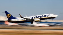 Imagem de Covid-19: Ryanair despede mais de 250 trabalhadores devido ao colapso da procura