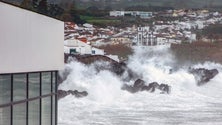 Imagem de Açores sob aviso amarelo devido a chuva forte
