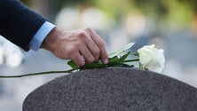 Imagem de Covid-19: Funerais com regras sanitárias apertadas (Áudio)