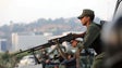 Imagem de Militares controlam acessos a dois aeroportos a sul de Caracas