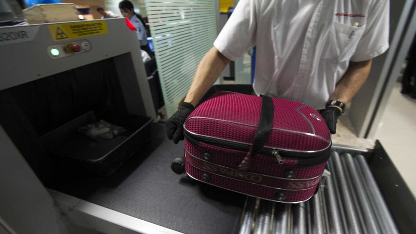 Imagem de ANA Aeroportos alerta para atrasos durante a greve do SEF