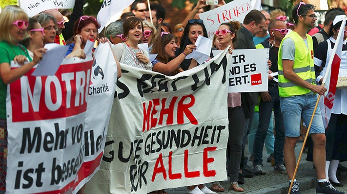 Greve em hospital de Berlim pode prenunciar novos conflitos laborais
