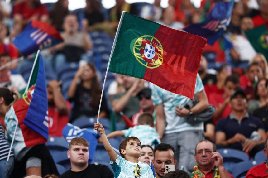 Portugal pode garantir `quartos` em pleno caso Ronaldo