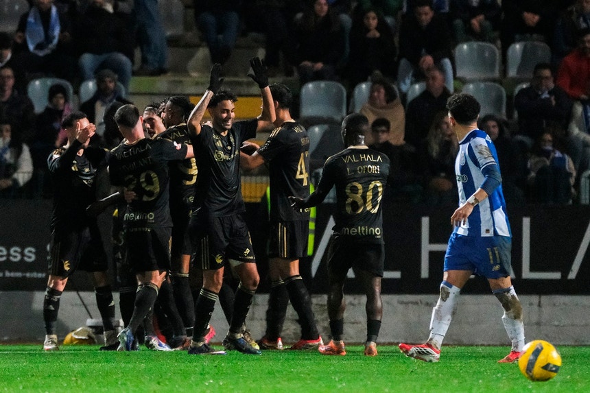 Imagem de Casa Pia impõe primeira derrota na Liga ao FC porto