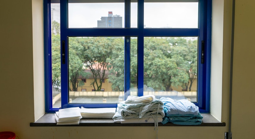 Imagem de Doente morto ficou no quarto com outros doentes durante várias horas
