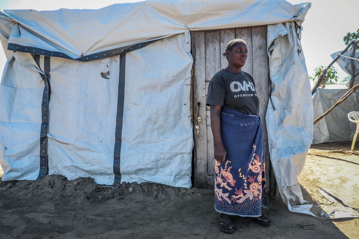 Maria ainda junta a vida que a água levou três anos depois das cheias em Maputo