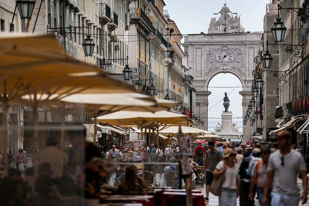 PSP e Polícia Municipal reforçam policiamento e fiscalização na baixa lisboeta