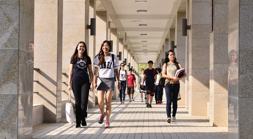 A Universidade de Macau pode ser uma referência no ensino do português na Ásia
