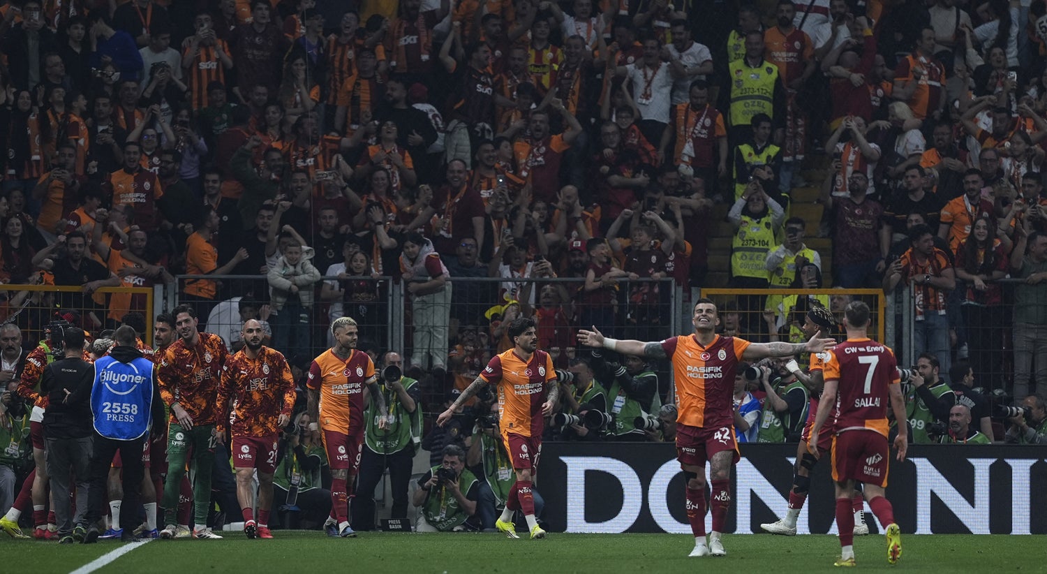 Galatasaray tetracampeão da Turquia