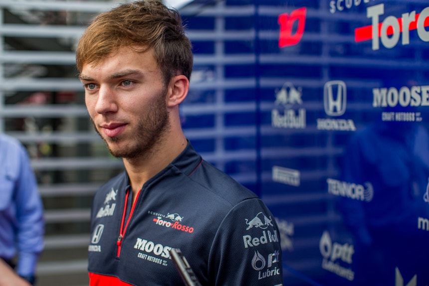 Pierre Gasly continua na AlphaTauri em 2021