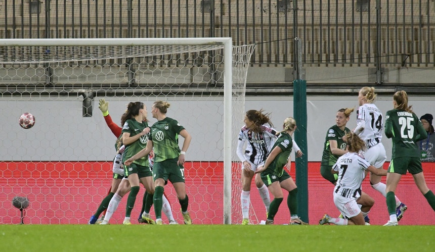 Ana Capeta estreia-se pela Juventus com golo e assistência na Liga dos Campeões