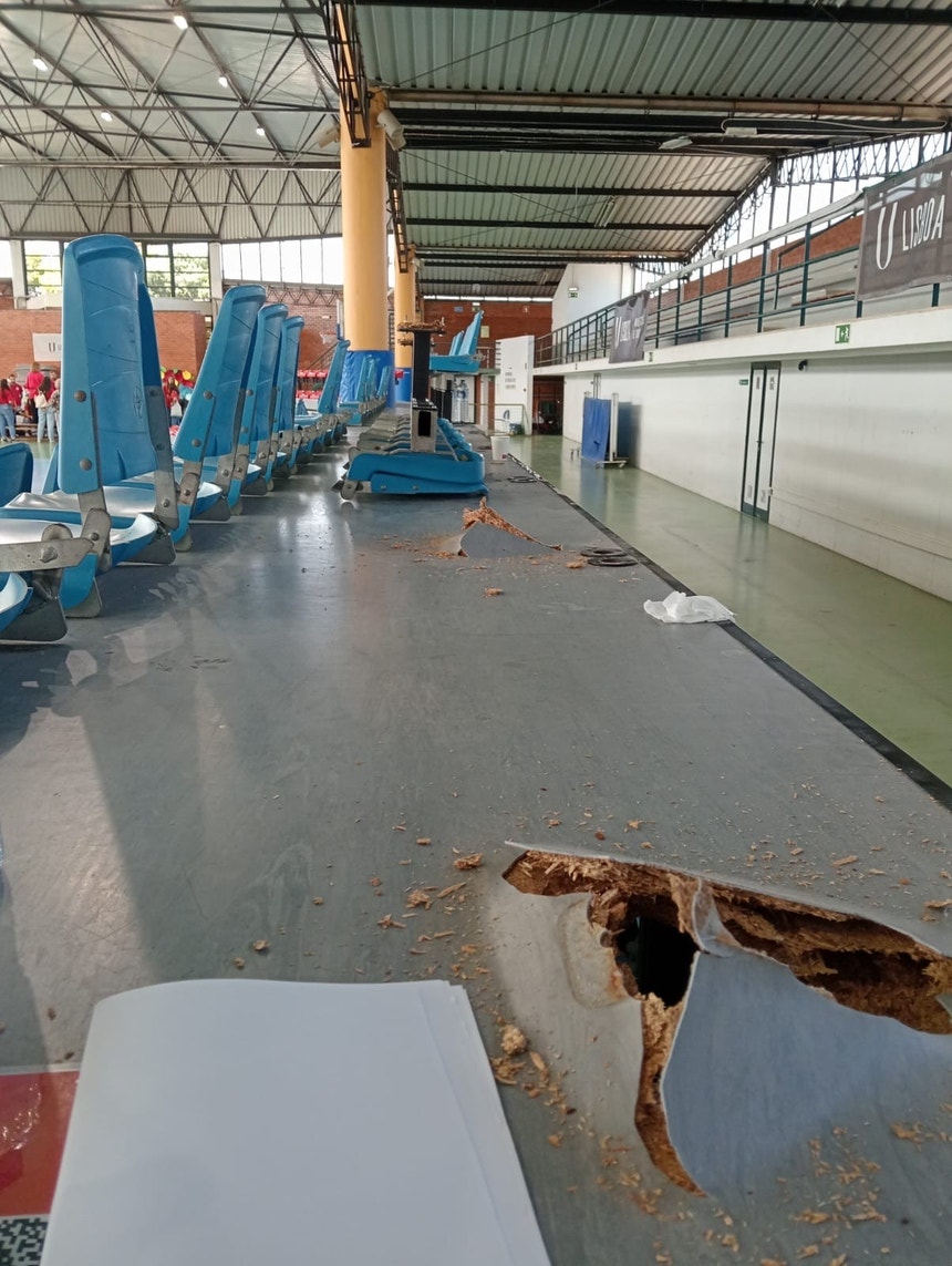 Plusieurs blessés dans l’effondrement d’un banc au Stade universitaire de Lisbonne