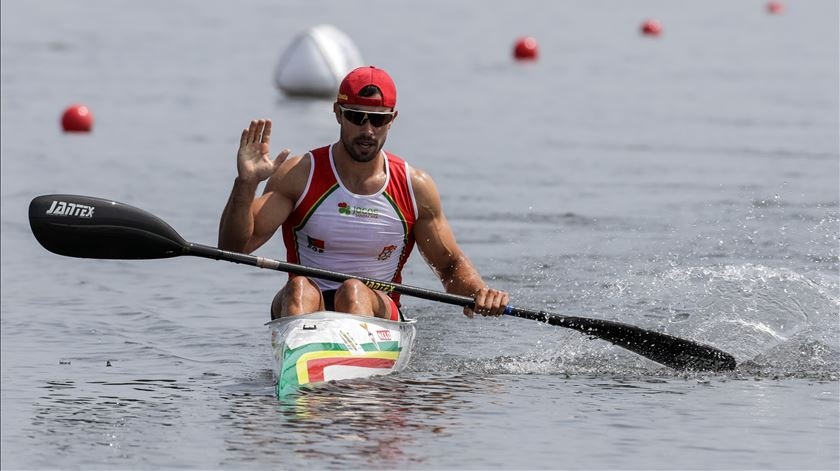 Kevin Santos e Teresa Portela campeões da Europa de K2 200 metros