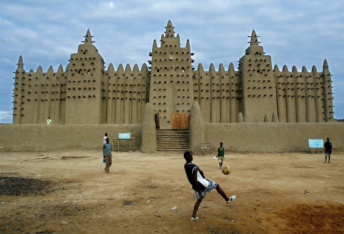  Mali, Djenn&eacute;, maior mesquita do mundo constru&iacute;da em adobe | Yves Herman - Reuters 