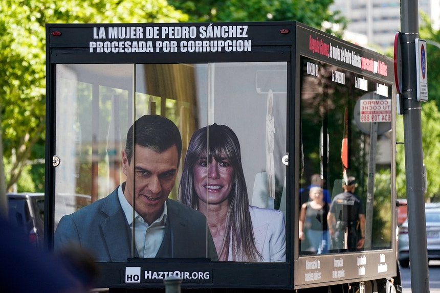 Mulher de Pedro Sánchez vai a julgamento