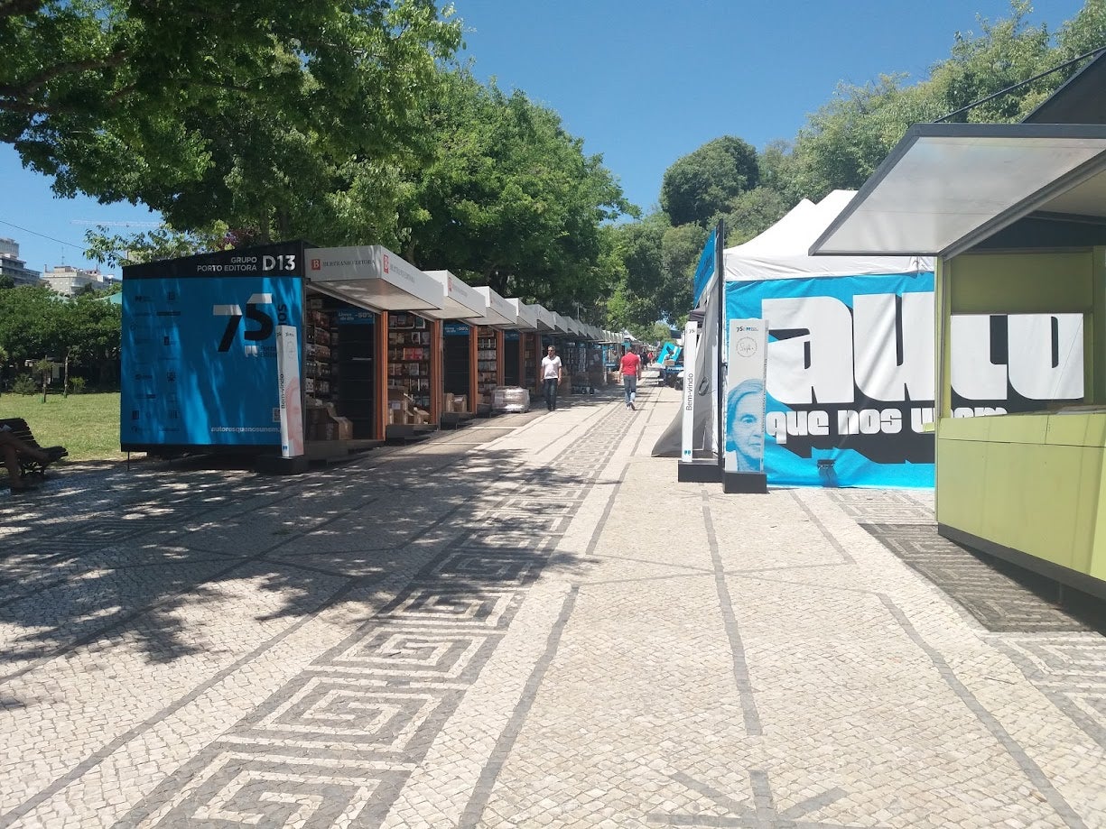 Livros voltam hoje ao Parque Eduardo VII