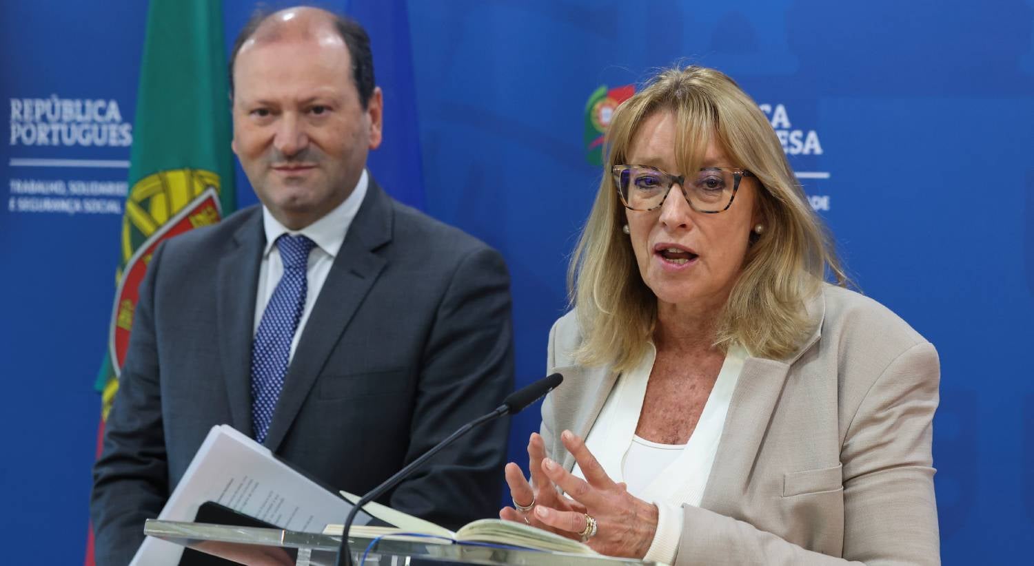 Lei laboral. Governo volta a reunir-se com patr�es e UGT em dia de protesto da CGTP