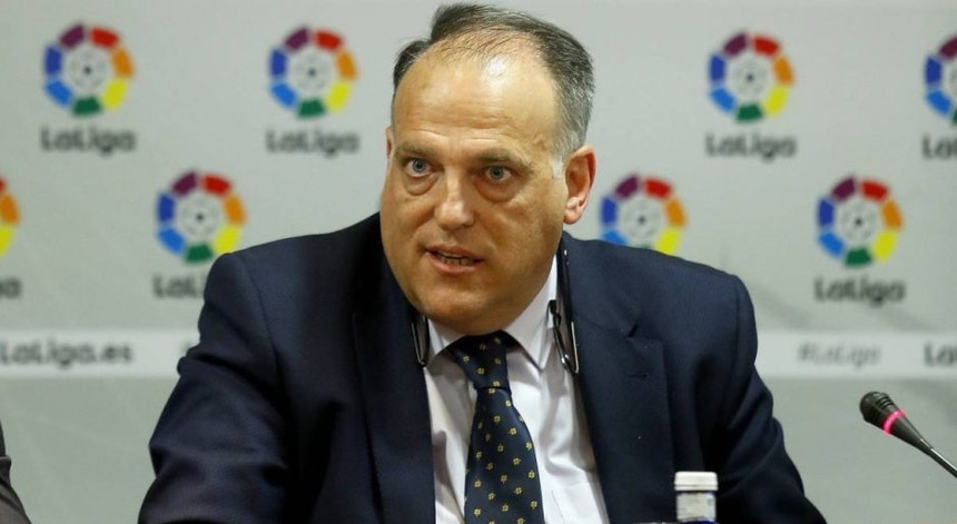 Javier Tebas quer recomeçar a La Liga com o dérbi de Sevilha
