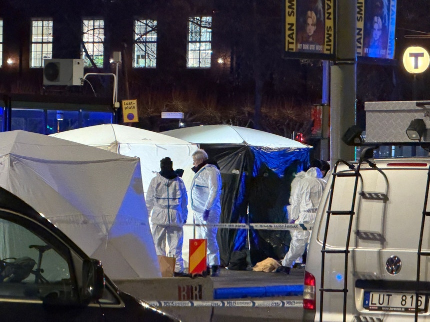 Vários mortos em Estocolmo na colisão de um autocarro