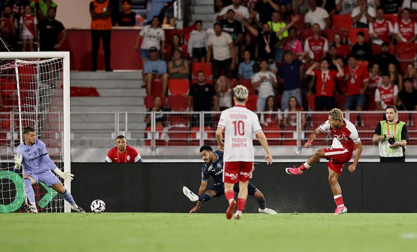 Imagem de Mónaco bate Marselha e é líder isolado da Ligue 1
