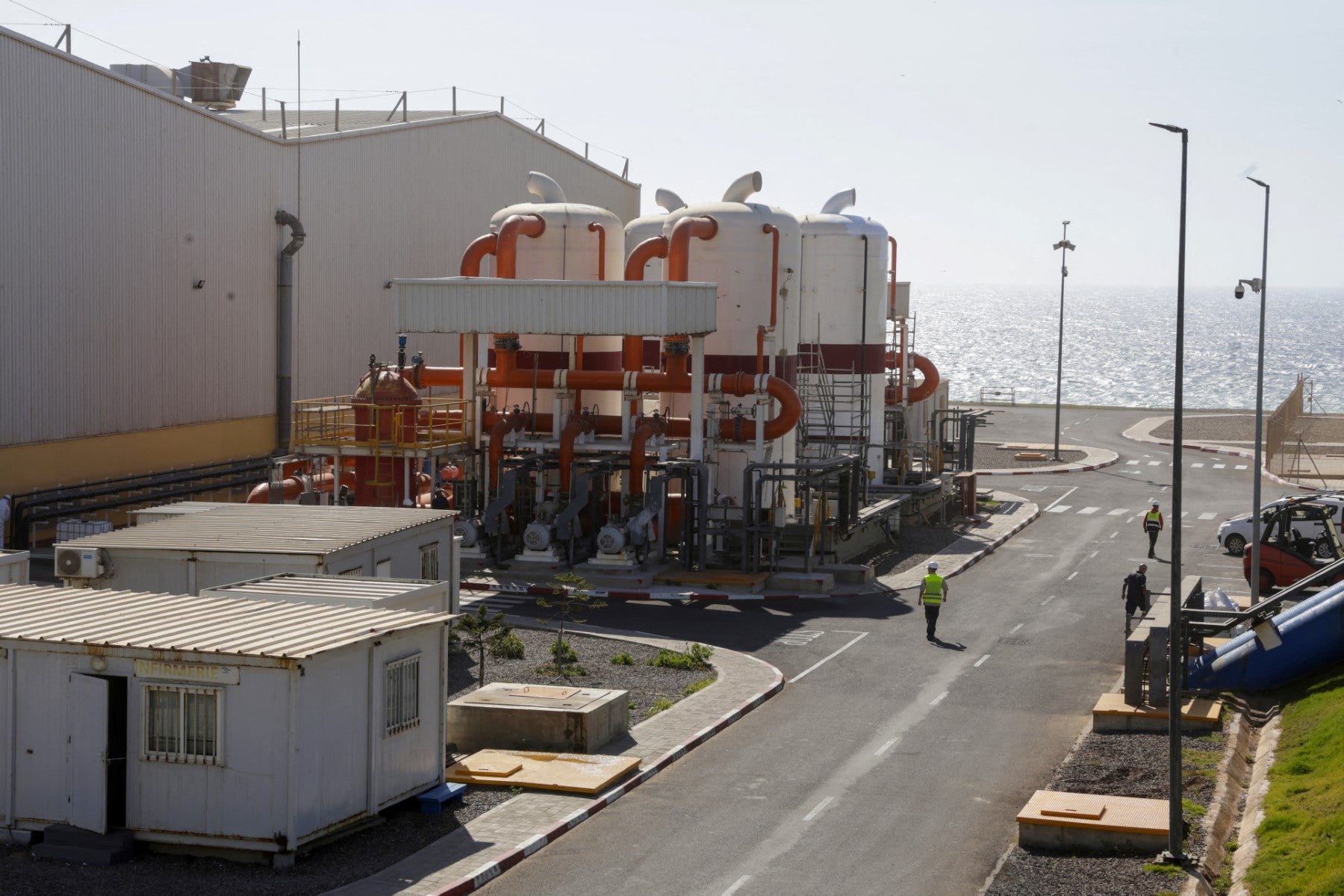 Construção de dessalinizadora do Algarve arranca para a semana sob contestação