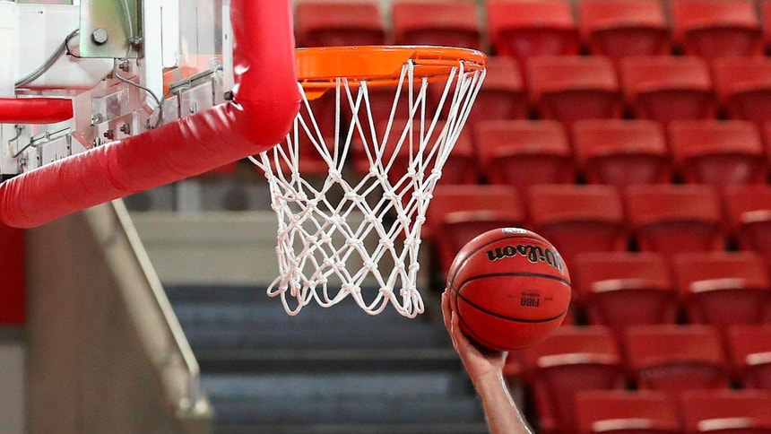 Portugal sofre em França terceira derrota na corrida ao Mundial de  basquetebol – Observador