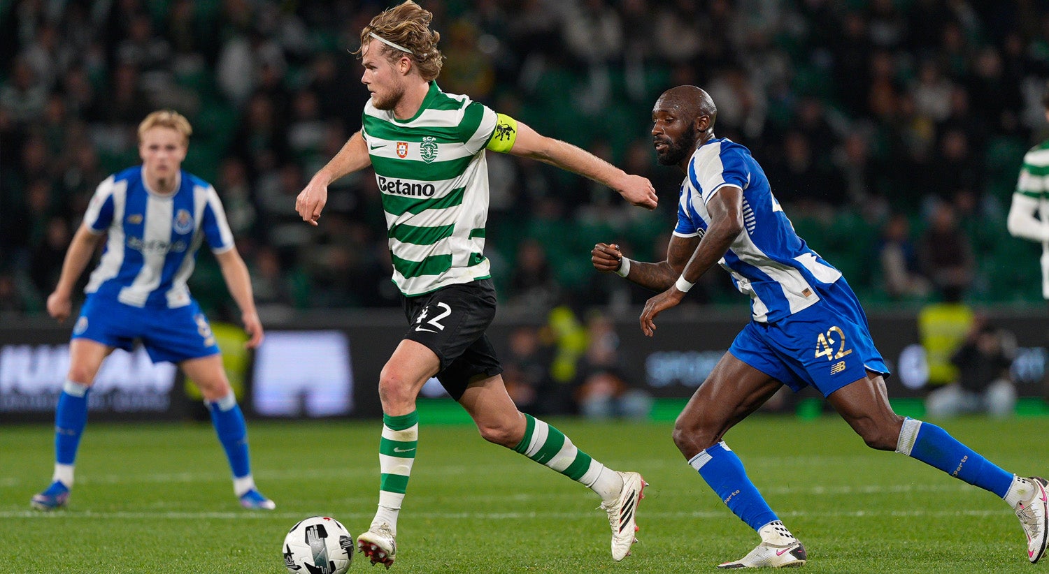 Ta�a de Portugal. Sporting defende vantagem m�nima no Drag�o