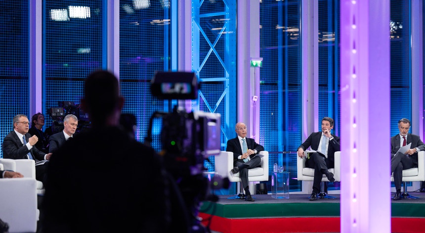 Falha na lei impede acesso público aos rendimentos de todos os candidatos