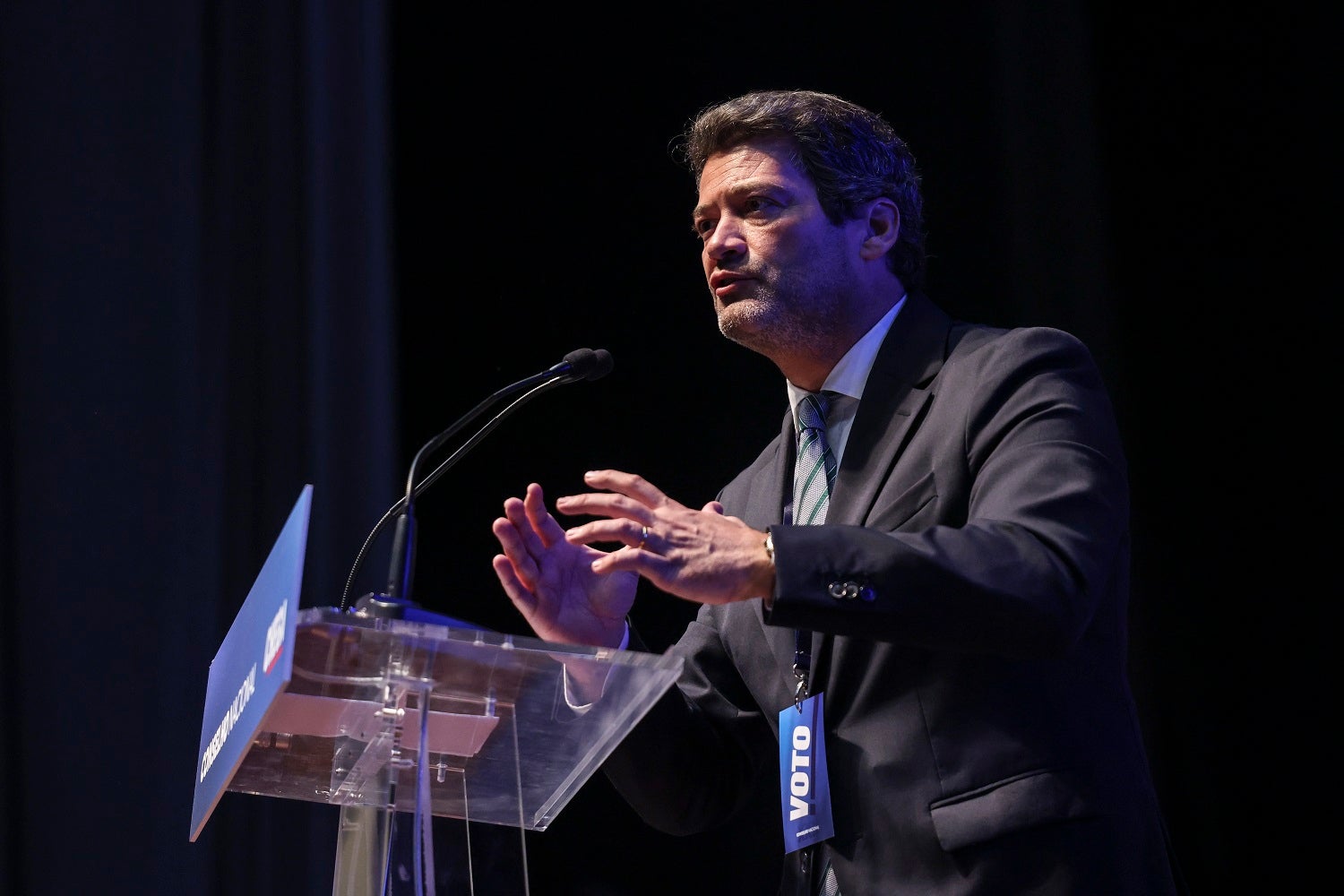 Chega adia congresso, Ventura pede 