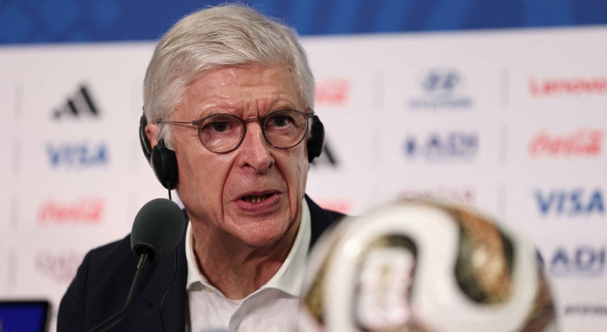 Wenger considera "absolutamente necessário" cancelar investidores privados na FIFA