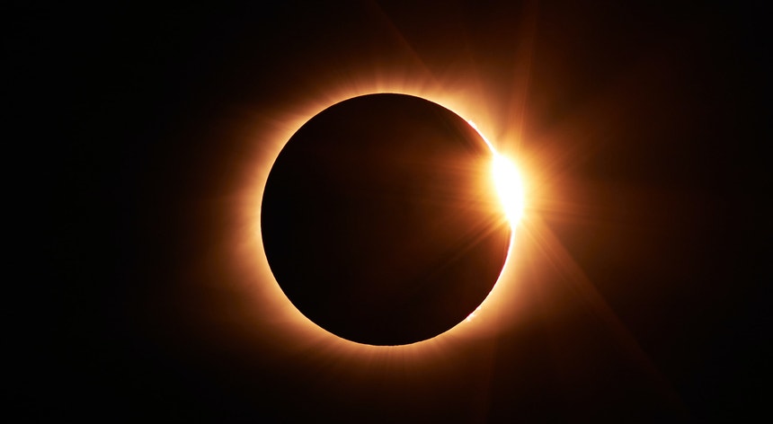 O eclipse solar deverá ser visto no leste de Timor
