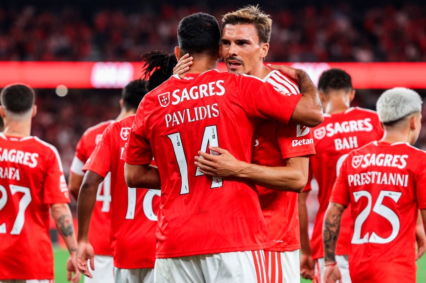 LE. Benfica inscreve El Karouani, Palhinha e Echeverri para a fase de liga