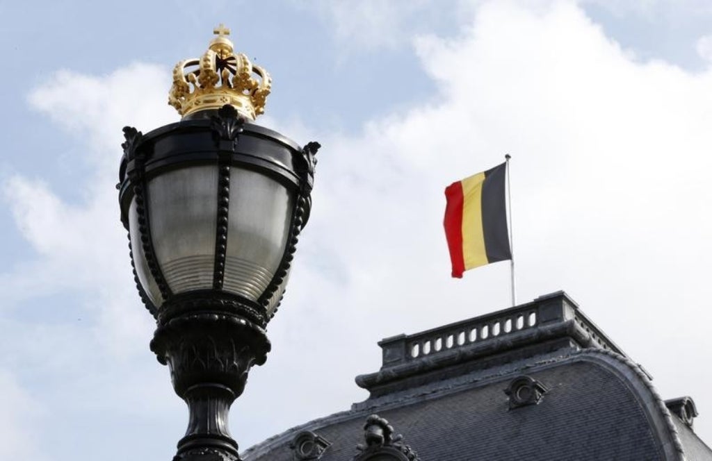 Бельгия разблокировка. Королевство бельгия флаг. Флаг бельгии картинки. Бельгия разблокировка. Бельгия флаг бельгии.