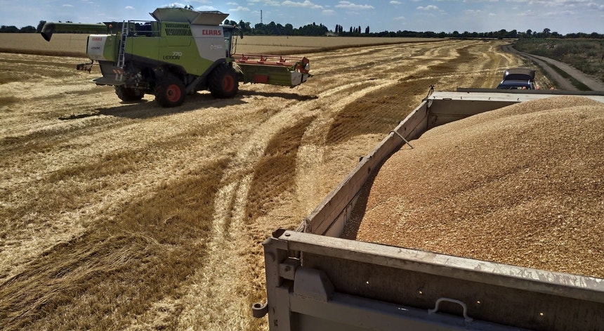 Os Estados Unidos compram trigo ucraniano para ajudar os países pobres
