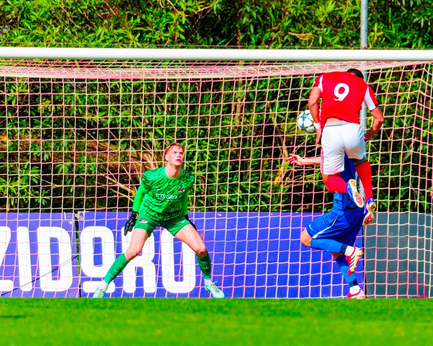 Imagem de Benfica goleia AZ Alkmaar e avança para os quartos da Youth League