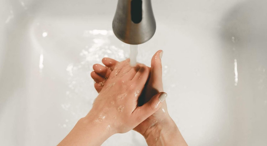 Imagem de Água em Lisboa mais cara 17 cêntimos para a maioria dos clientes em 2026