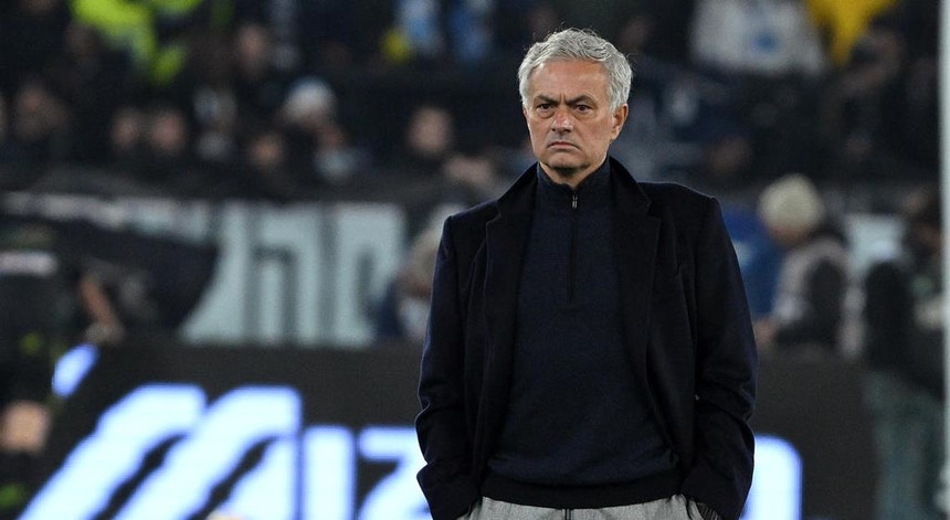 José Mourinho sem convites para treinar em Portugal