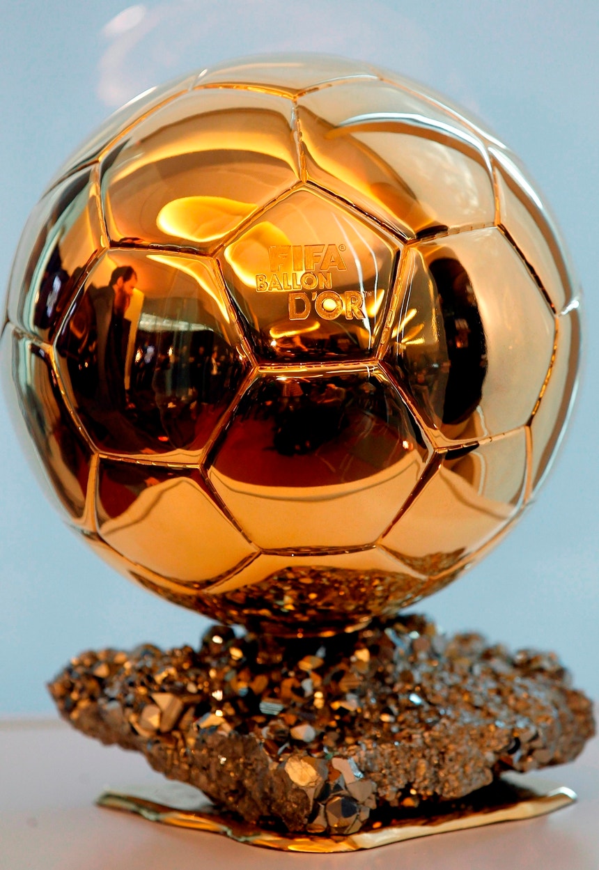 A Bola de Ouro assenta bem a Cristiano Ronaldo, na opinião de Florentino Pérez
