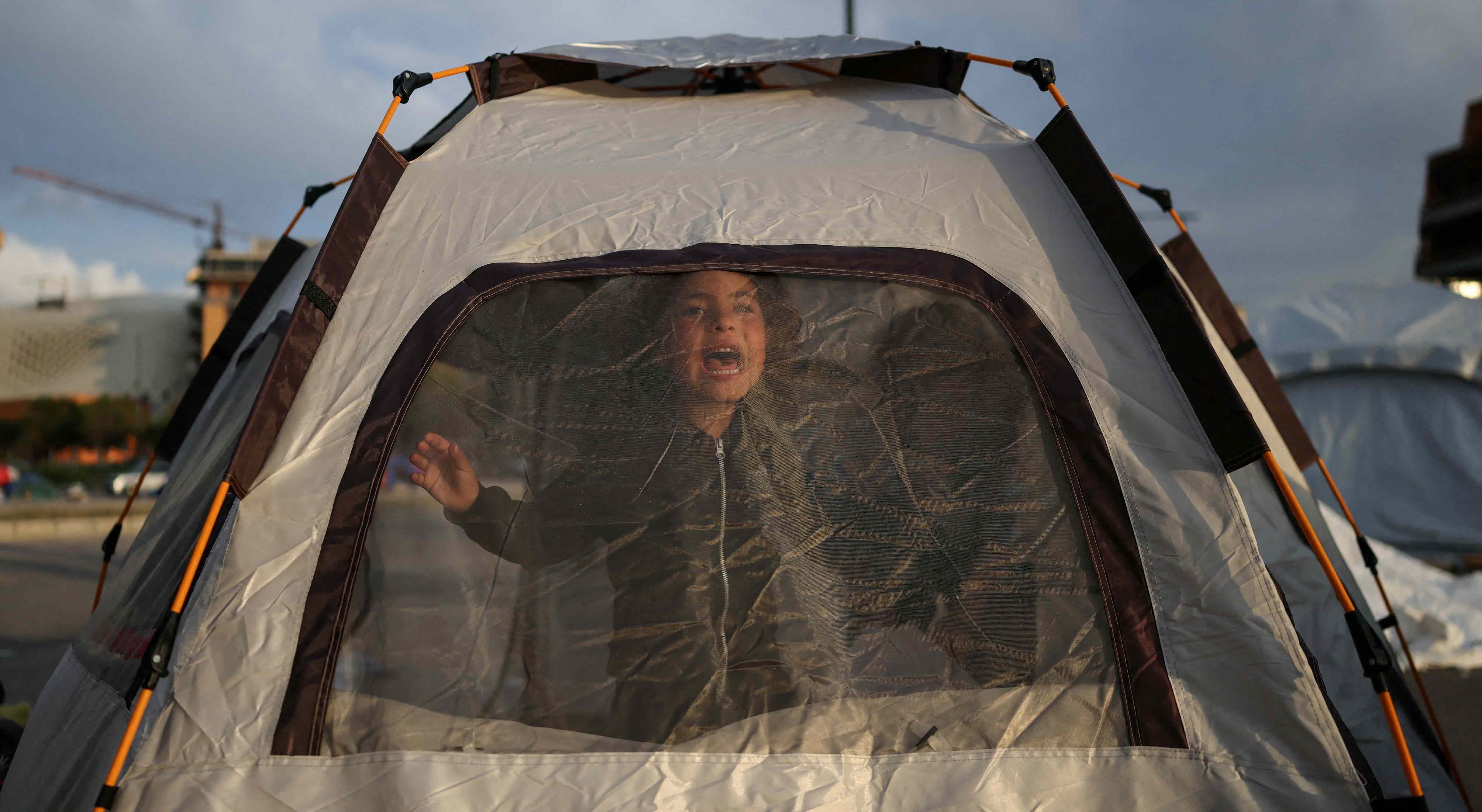 Exército israelita emite aviso de evacuação para sete cidades libanesas