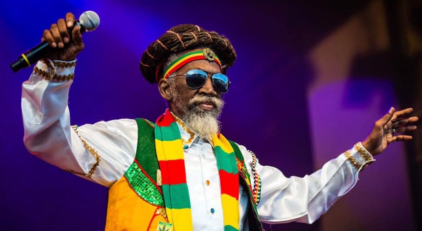 Bunny Wailer, ícone do "reggae", morreu aos 73 anos
