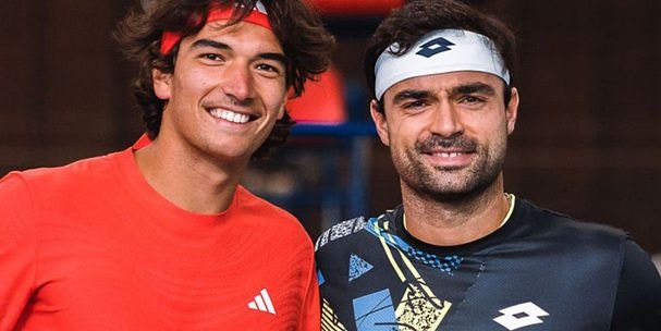 Tenistas Henrique Rocha e Frederico Silva defrontam-se nas ‘meias’ do torneio de Matsuyama